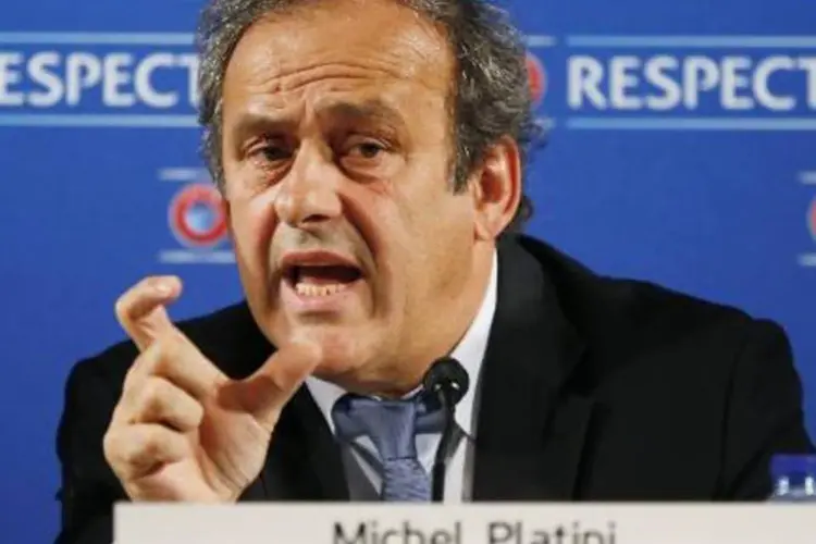 
	Michel Platini: a decis&atilde;o significa que a Uefa, que n&atilde;o substituiu Platini desde o banimento inicial, em outubro, agora ter&aacute; que eleger um novo presidente
 (Valery Hache/AFP)