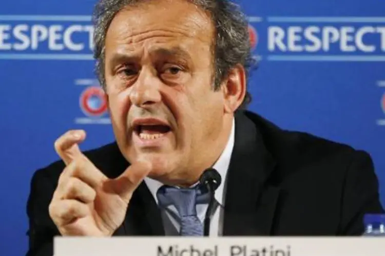 
	De olho nas elei&ccedil;&otilde;es: Platini era um dos nomes mais fortes na corrida para ocupar o lugar de Joseph Blatter, suspenso no mesmo caso
 (Valery Hache/AFP)