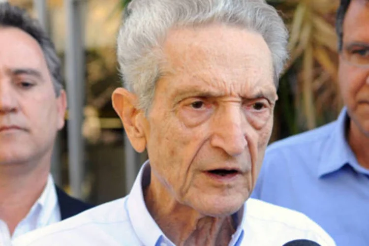 O candidato a Presidência pelo PSOL, Plínio de Arruda Sampaio (Wilson Dias/ABr)
