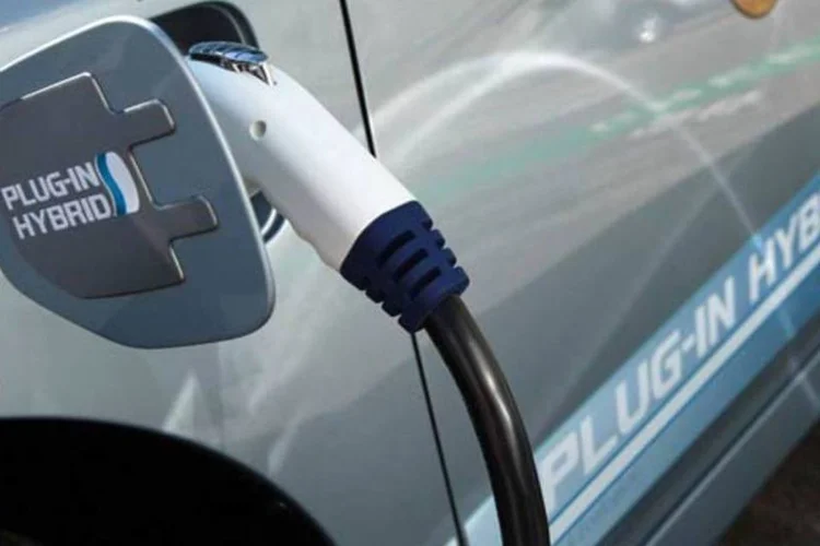 “Não há a menor chance de um carro elétrico ser produzido em fábricas brasileiras enquanto o governo não der incentivos”, diz o presidente da Renault-Nissan (Getty Images)