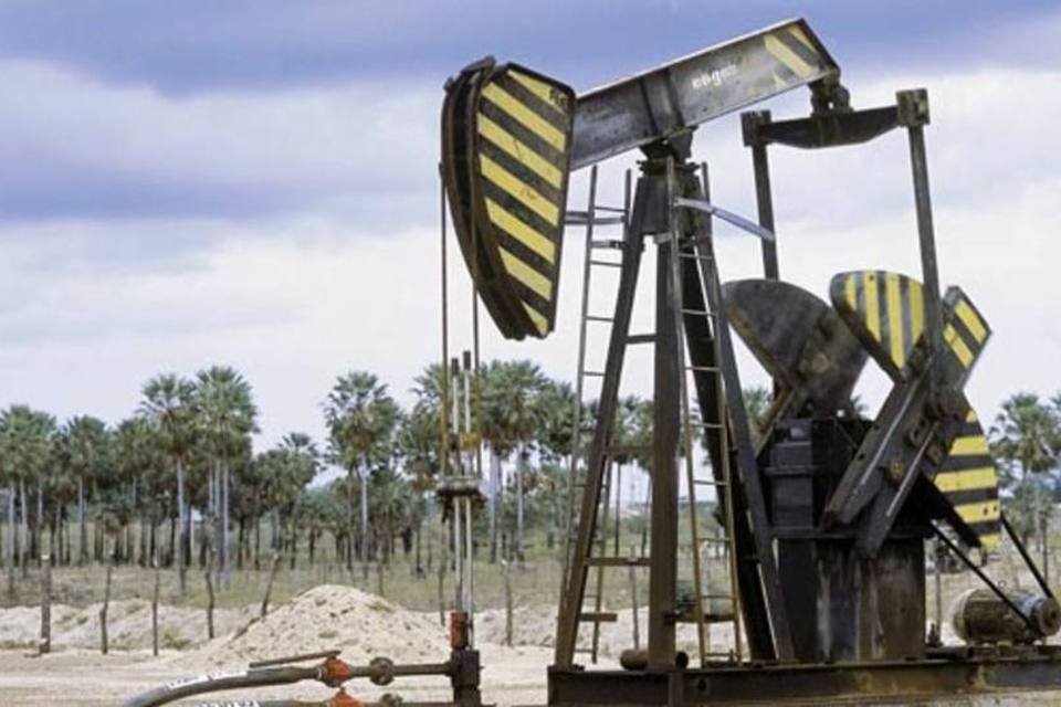 Petróleo cai a US$ 108,32 o barril após alerta da Opep
