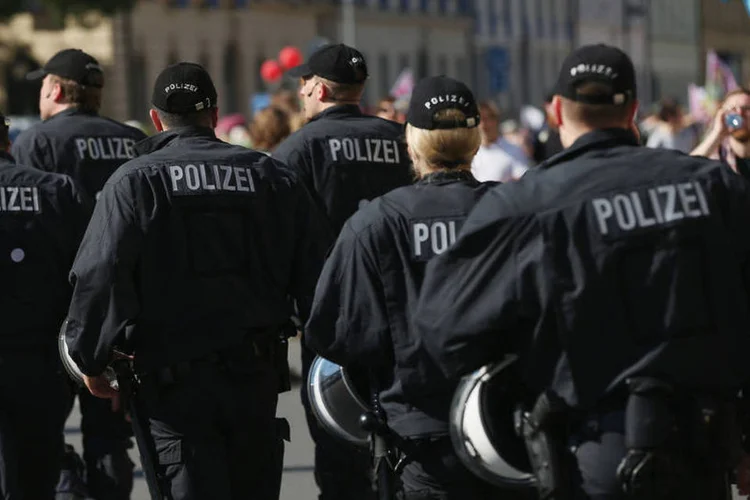 
	Pol&iacute;cia alem&atilde;: o relat&oacute;rio do BKA mostrou que os imigrantes do norte da &Aacute;frica, da Ge&oacute;rgia e da S&eacute;rvia est&atilde;o representados desproporcionalmente entre os suspeitos
 (Sean Gallup/Getty Images)