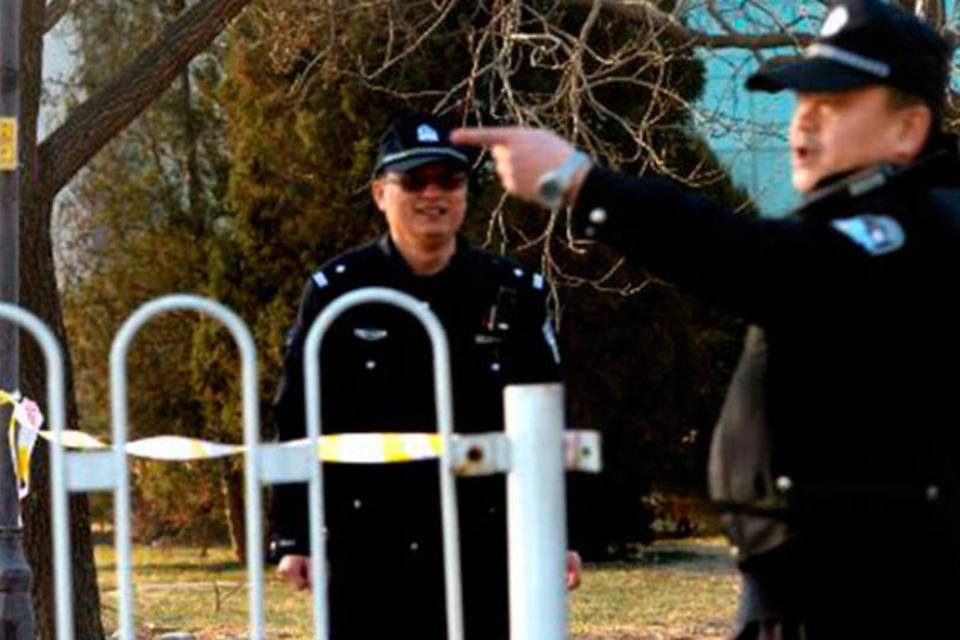 China julga 2º membro de movimento civil