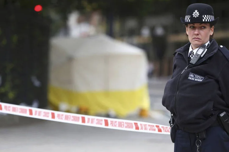 
	Pol&iacute;cia de Londres: o subcomiss&aacute;rio informou que os agentes interrogaram o suspeito durante toda a noite
 (Neil Hall/Reuters)