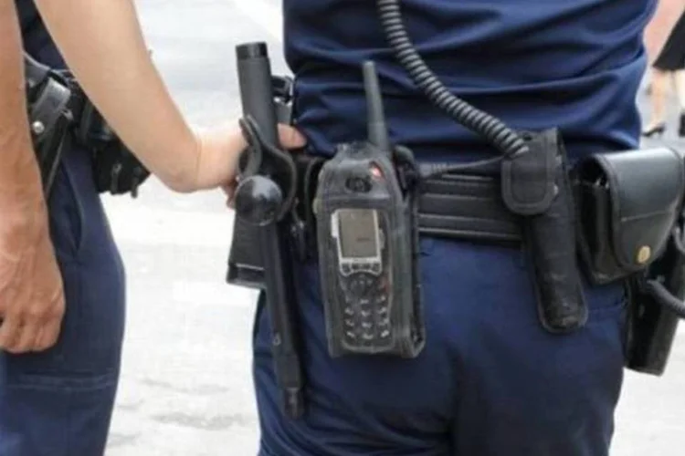 O chefe da polícia de Aurora disse que dez pessoas morreram no local do ataque e outras quatro faleceram posteriormente (Roslan Rahman/AFP)