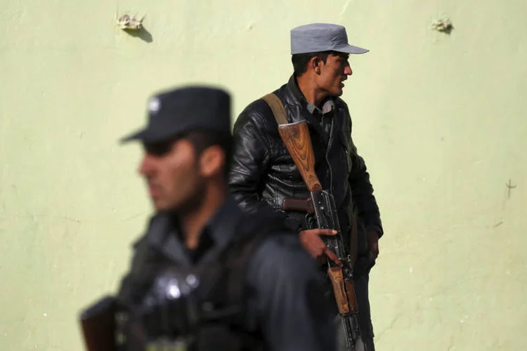 
	Tropas afeg&atilde;s: o distrito tem um peso simb&oacute;lico para americanos e brit&acirc;nicos, que lutaram para mant&ecirc;-lo sob controle das for&ccedil;as do governo
 (Ahmad Masood / Reuters)