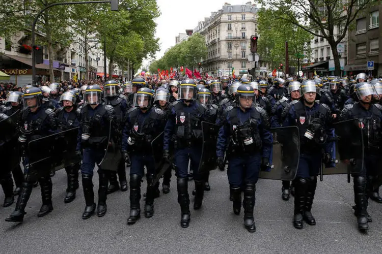
	Seguran&ccedil;a: os protestos na &aacute;rea de Val d&#39;Oise ocorreram ap&oacute;s um jovem de 24 anos morrer ap&oacute;s pris&atilde;o
 (Gonzalo Fuentes / Reuters)