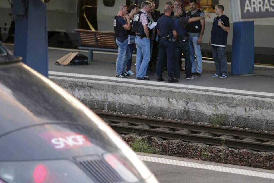 Atirador de trem Amsterdã-Paris nega ser terrorista