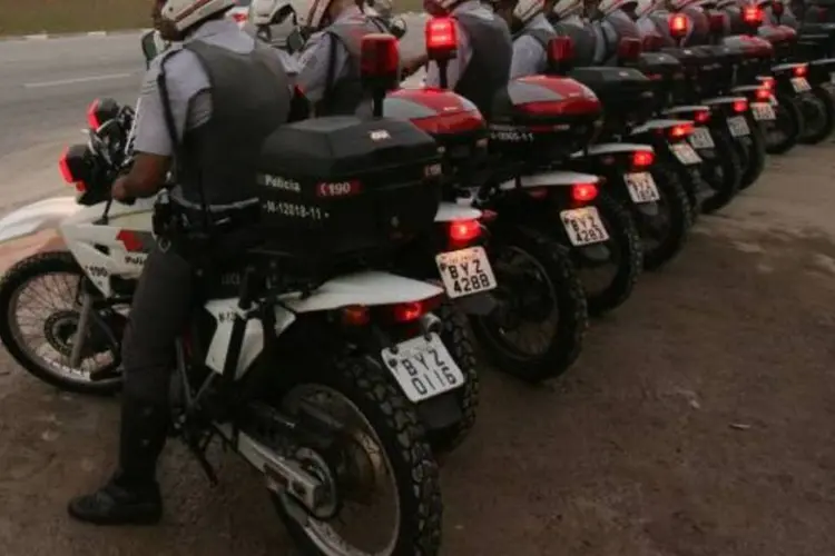 
	Pol&iacute;cia Militar: PM usou balas de borracha e bombas de efeito moral contra os manifestantes e alguns deles reagiram com tiros contra os policiais
 (Fernando Moraes/Veja SP)