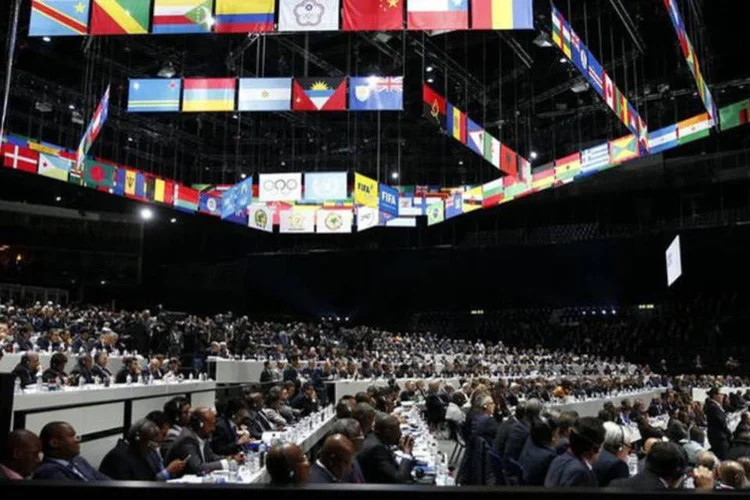 
	Vista geral do Congresso da Fifa, em Zurique: &quot;posso confirmar que houve uma amea&ccedil;a de bomba contra o Congresso da Fifa&quot;, disse uma porta-voz
 (REUTERS/Ruben Sprich)