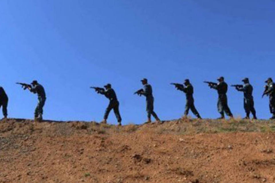 Talibãs matam 10 membros das forças de segurança afegãs