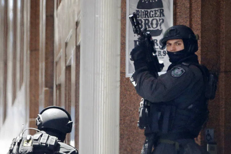 
	Pol&iacute;cia australiana: pris&otilde;es desta quinta-feira ocorreram em parte devido a evid&ecirc;ncias conseguidas durante opera&ccedil;&otilde;es policiais em dezembro de 2014
 (Jason Reed/Reuters)