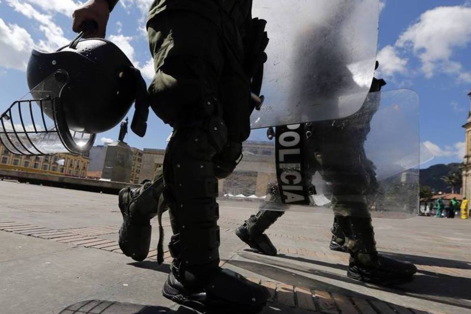 4 policiais são mortos por guerrilheiros na Colômbia