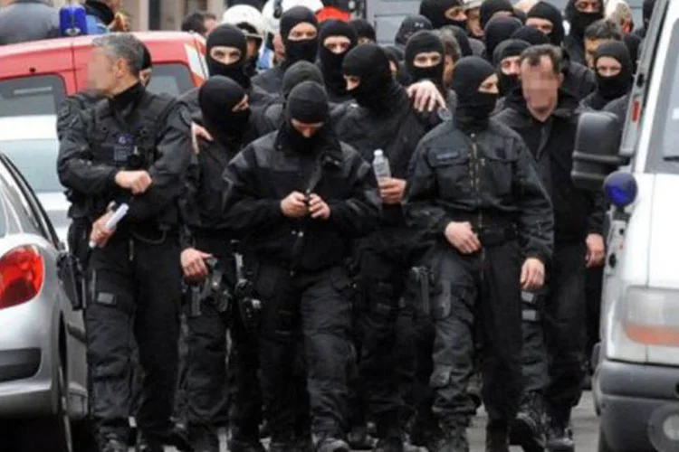 Merah morreu nesta quinta-feira com um tiro na cabeça em plena operação de invasão ao seu apartamento pelas forças de elite da Polícia francesa para capturá-lo (Pascal Pavani/AFP)