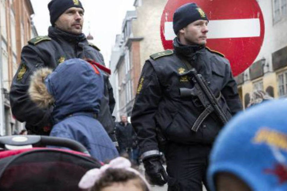 Temor da violência ressurge após ataques de Copenhague