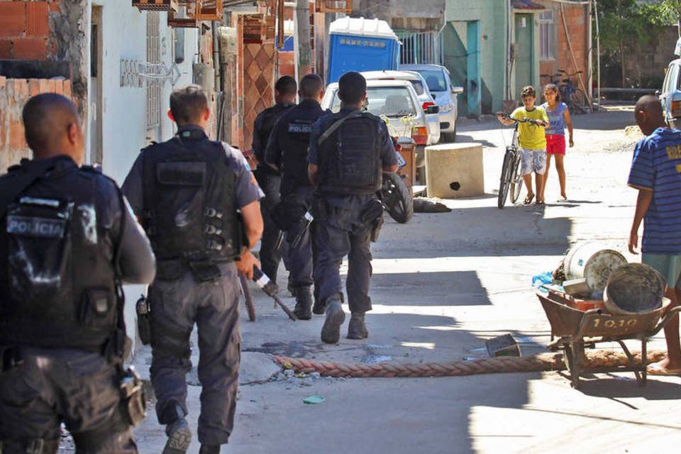 Policiais acusados de tortura de jovens no Rio são presos