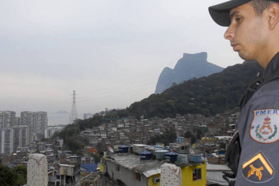 PM do Rio quer usar balões para monitoramento