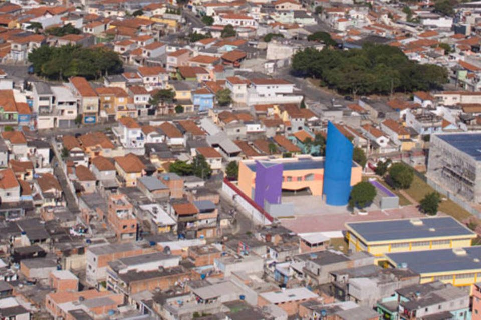 Incêndio em favela de Heliópolis deixa três mortos