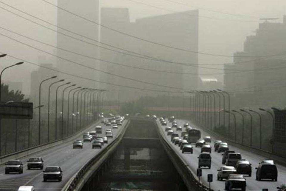 Chineses protestam no leste por poluição industrial