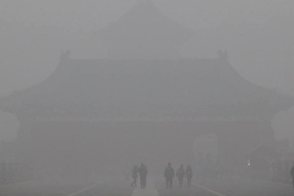 Pequim segue em alerta por poluição pelo 3º dia consecutivo