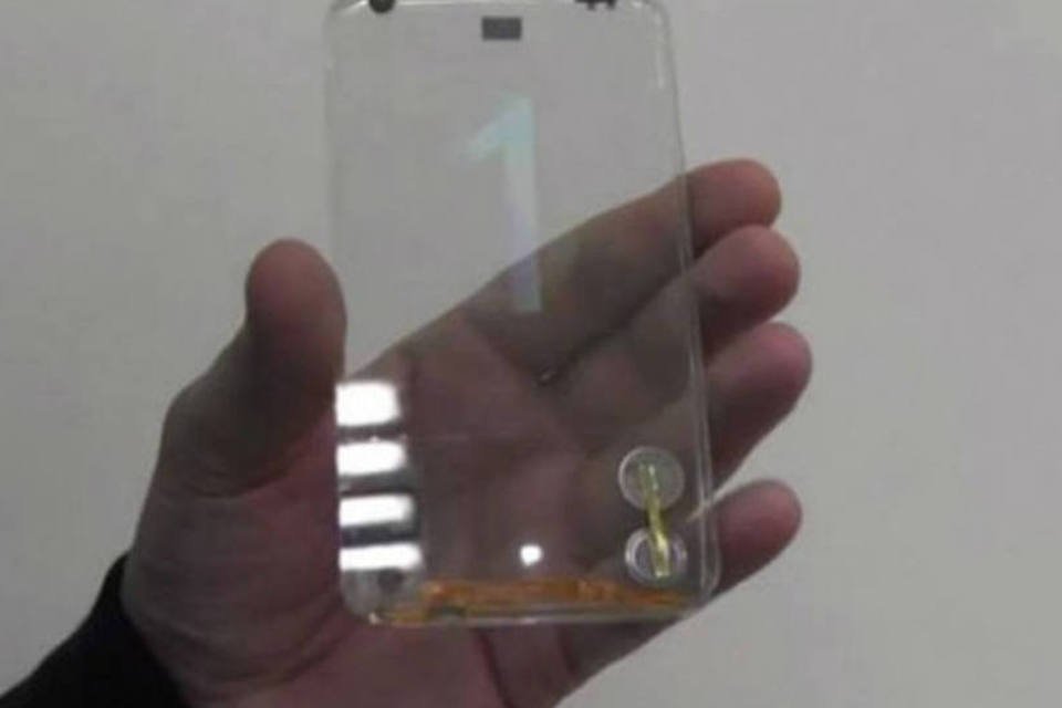 Fabricante apresenta protótipo de smartphone transparente