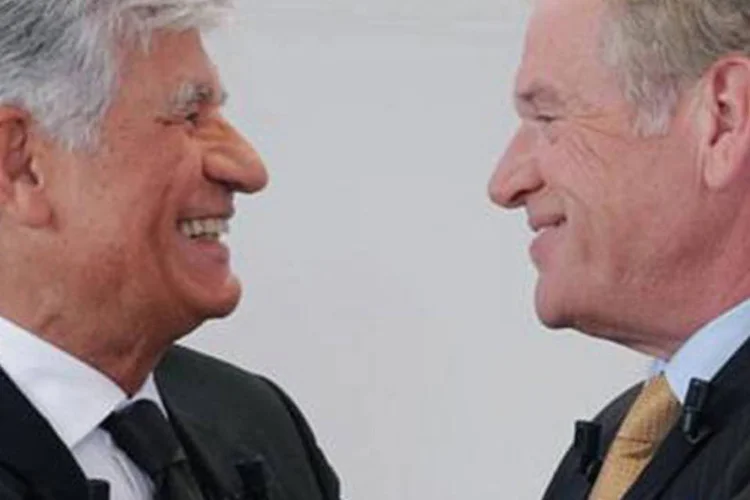 
	Maurice L&eacute;vy da Publicis e John Wren da Omnicom: o&nbsp;neg&oacute;cio, anunciado como uma &quot;fus&atilde;o de iguais&quot;, enfrentava diversos desafios, como a dificuldades tribut&aacute;rias e disputas internas de poder&nbsp;
 (Reprodução)