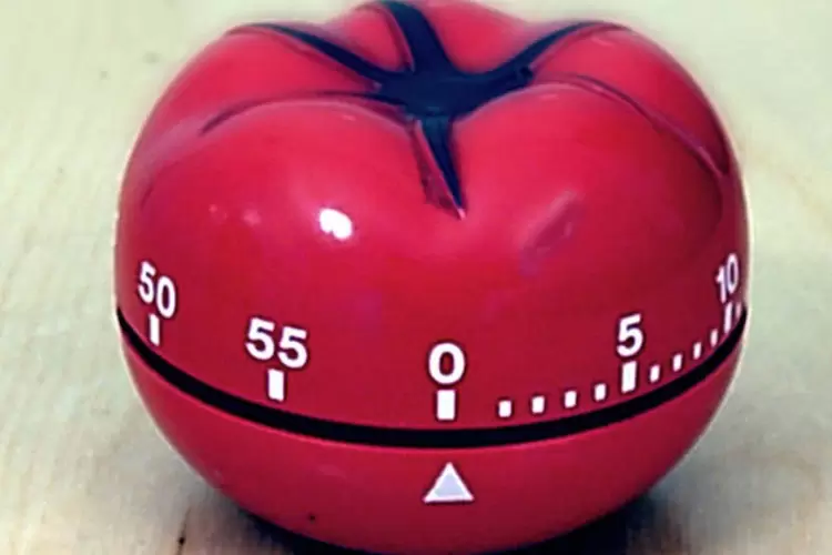 Timer em forma de tomate: este foi o objeto usado pelo universitário (Wikimedia commons/Erato)
