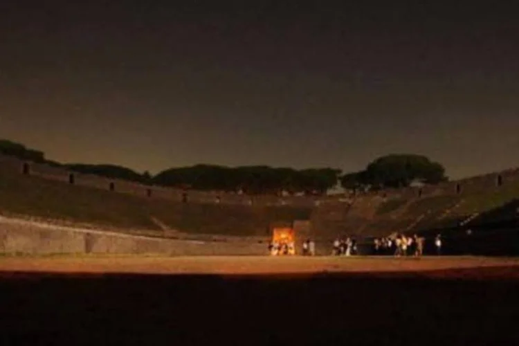 Acordo prevê que a Unesco colabore com seus analistas científicos na execução do plano de preservação da Pompeia (Mario Laporta/AFP)