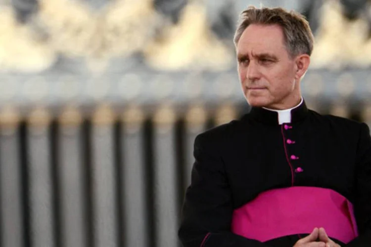 
	O alem&atilde;o Georg Ganswein: desde que Bento XV foi eleito papa, em 2005, G&auml;nsewein desempenha o posto de secret&aacute;rio pessoal do Pont&iacute;fice.
 (Andreas Solaro/AFP)