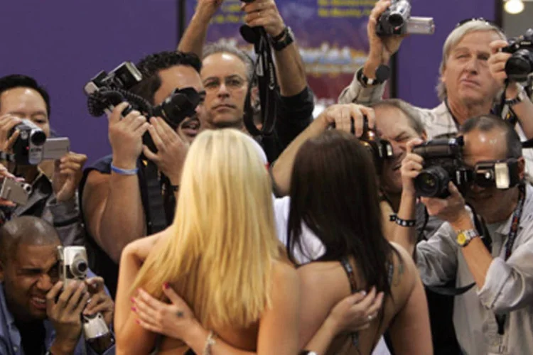 Indústria pornô vai explorar ferramentas do iPhone 4 para aumentar interação entre usuários, companhias e profissionais da área (Justin Sullivan/Getty images)