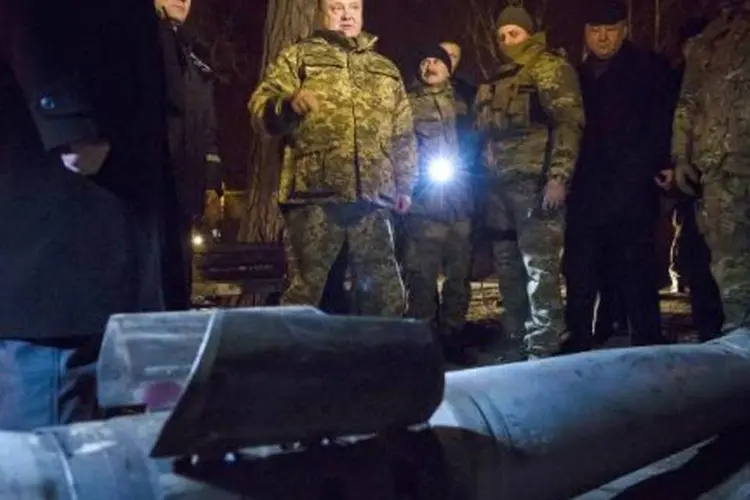 Poroshenko: "tudo dependerá do resultado da cúpula. Ou conseguimos deter o adversário pela via diplomática ou haverá outro regime" (Michail Palinchak/AFP)