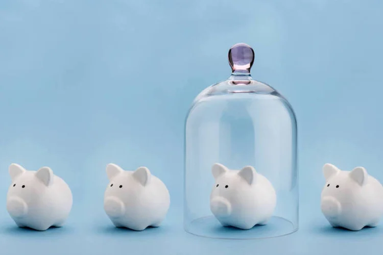 Proteção: Investimentos atrelados à taxa Selic são os mais indicados neste momento (Thinkstock/Pogonici)