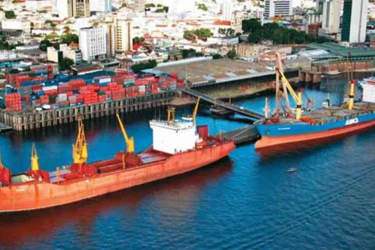 
	Portos: de acordo com o sindicato, cerca de 40 mil trabalhadores dos 36 portos p&uacute;blicos devem aderir &agrave; paralisa&ccedil;&atilde;o.
 (AGECOM-AM/Divulgação)