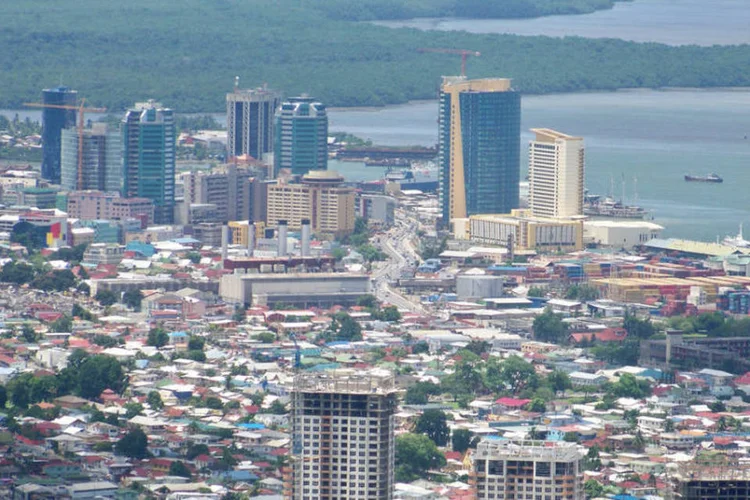 
	Porto Rico: apag&atilde;o causado por inc&ecirc;ndio atingiu 3,5 milh&otilde;es de pessoas.
 (WikimediaCommons)