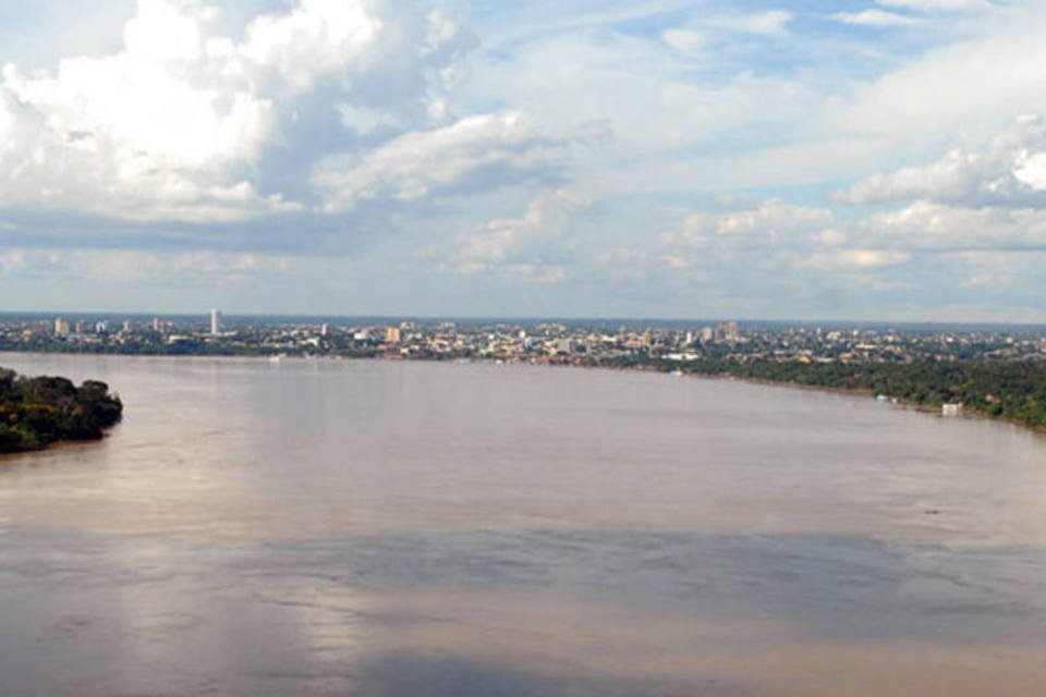 Cheias dos rios deixm região Amazônica a em estado de alerta