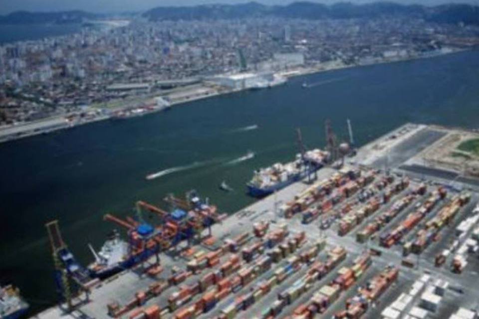 Estrangeiras firmam parceria para construir terminal em Santos
