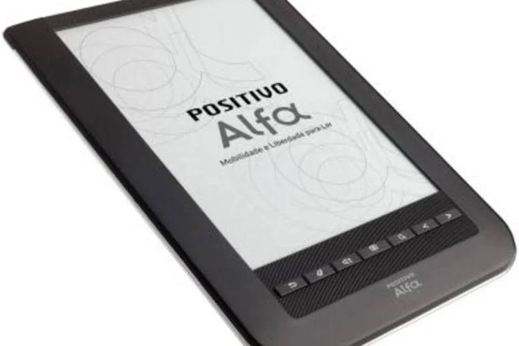 Aparelho tem tela touchscreen de 6 polegadas e pesa 240 gramas