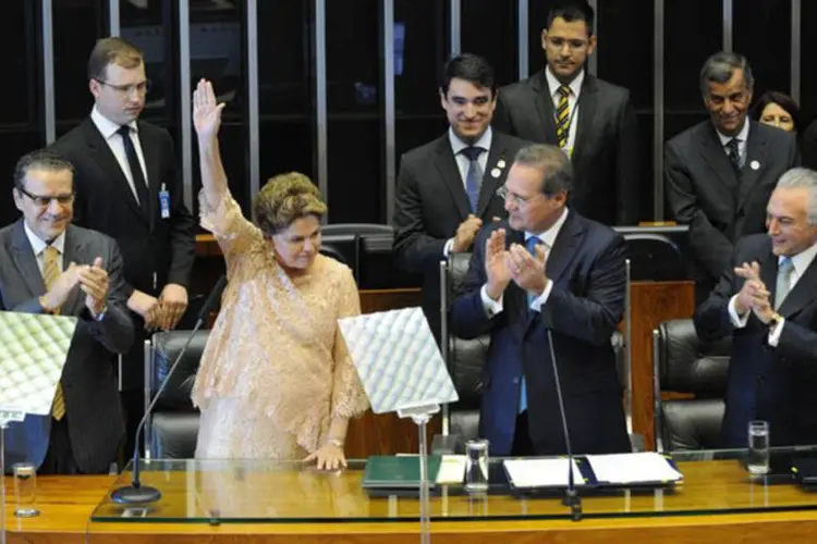 
	Sess&atilde;o solene de posse de Dilma no Congresso: segundo ela, o governo vai se esfor&ccedil;ar para que a infla&ccedil;&atilde;o convirja ao centro da meta
 (Antônio Augusto / Câmara dos Deputados)