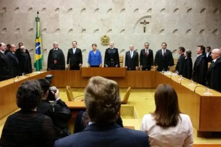 
	STF: Minist&eacute;rio da Justi&ccedil;a disse que quer garantir integridade f&iacute;sica e moral de ministros, &quot;al&eacute;m de afastar tentativa de intimida&ccedil;&atilde;o.
 (Valter Campanato/Agência Brasil)