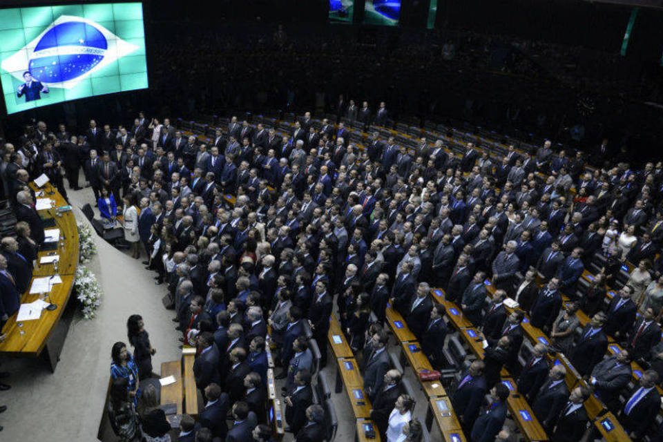 Deputados federais emendam feriado de Carnaval