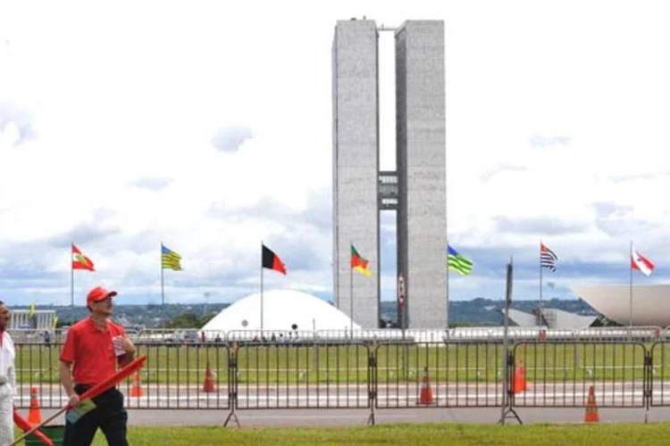 O projeto descreve os procedimentos para que União, Estados e municípios garantam o acesso dos cidadãos a informações públicas (Elza Fiúza/Agência Brasil)