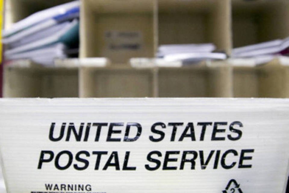 Serviço Postal dos EUA espiona correspondências, diz "NYT"