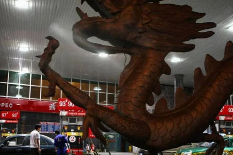Mais de 2 mil postos de gasolina privados do sul da China fecharam por falta de diesel (Feng Li/Getty Images)