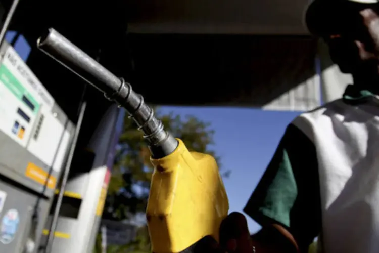 Gasolina: em São Paulo, o litro da gasolina subiu 0,44% na semana passada (Adriano Machado/Bloomberg)
