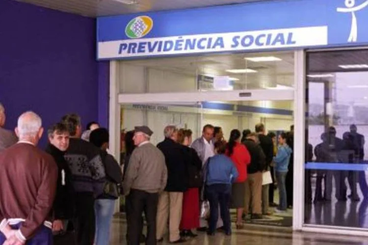 No INSS, ninguém ganha mais que o teto de R$ 5.531,31, mas a Previdência pública vive em outro mundo (./Agência Brasil)