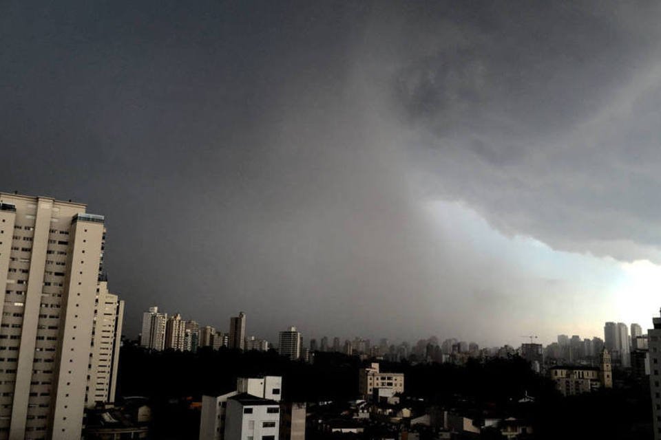 Por que São Paulo sofre tanto com as chuvas do verão?