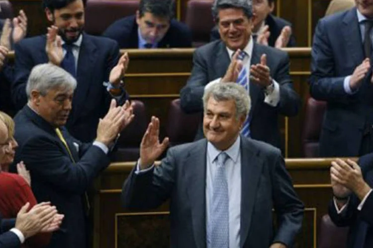 Segundo o deputado Jesus Posada (centro), a inclusão desse elemento nos sistemas de contas de cada país permitirá que os legisladores possam fiscalizar o uso desses recursos (Pierre-Philippe Marcou/AFP)