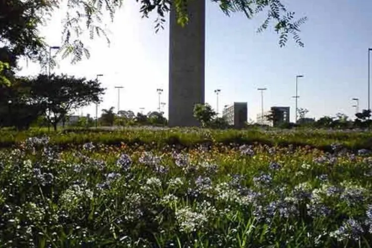 
	 Pra&ccedil;a do Rel&oacute;gio, na Cidade Universit&aacute;ria: de acordo com a reitoria, o principal problema &eacute; que os gastos com pessoal ultrapassaram 100% do or&ccedil;amento
 (Getty Images)