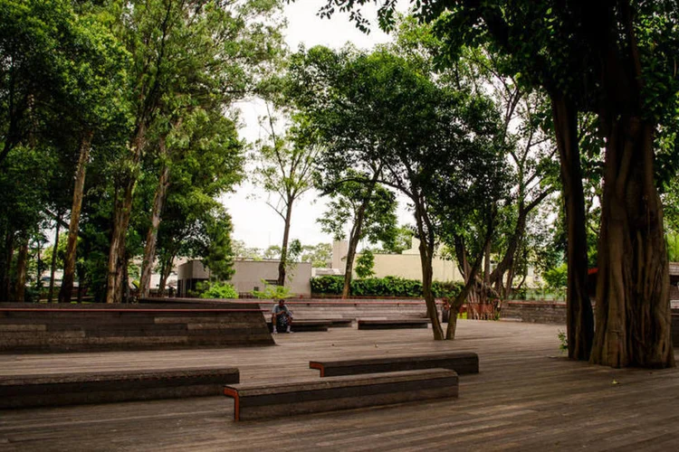 
	Pra&ccedil;a Victor Civita, em Pinheiros: Pinheiros &eacute; a subprefeitura com mais parcerias do tipo, segundo informa a administra&ccedil;&atilde;o municipal
 (Paulisson Miura/ Flickr/ Creative Commons)