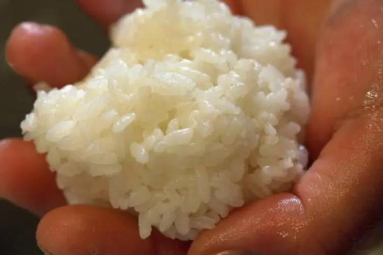 Preparação de arroz no Japão: congestionamentos dificultam logística de distribuição (David Silverman/Getty Images)